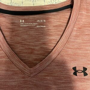 Under Armour women’s top